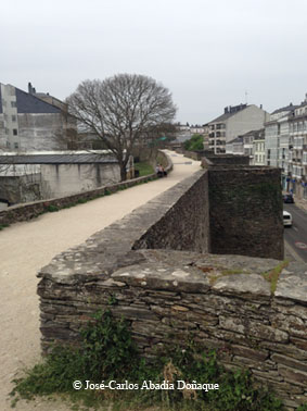 Lugo: adarve de la muralla
